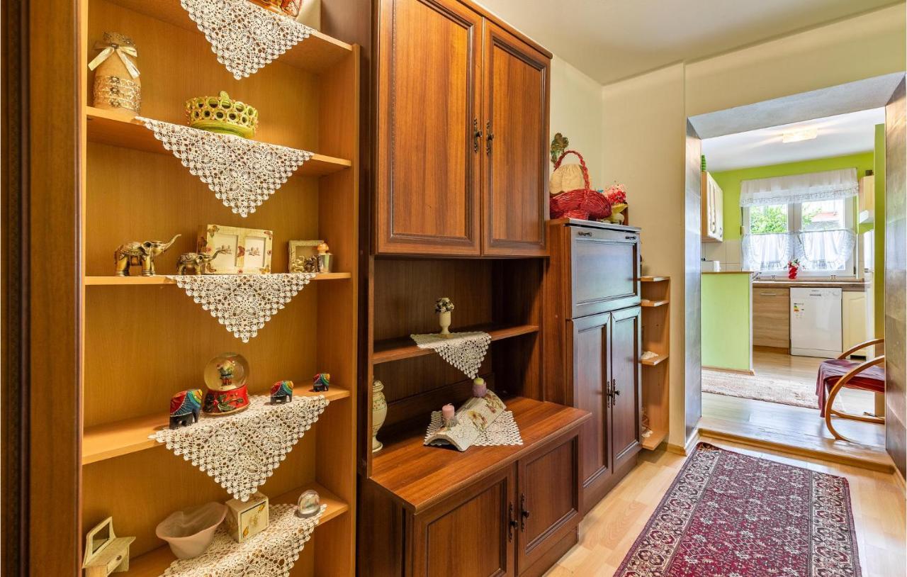 Nice Apartment In Premantura With Wifi 外观 照片